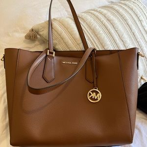 Michael Kors tote!